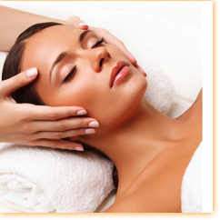 Ella Bach&eacute;
(Base)