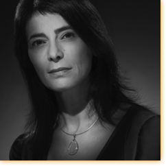 Harcourt / Hiam Abbass